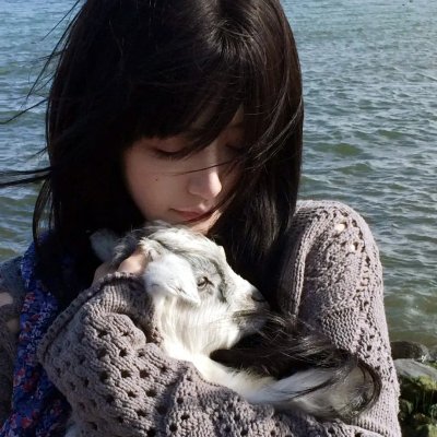 明星代言绯闻澄清适得其反，品牌连夜解约，一个月持续发酵